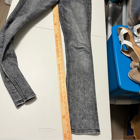 Mother The Pixie Dazzler Skimp Jeans Train Stops Black Gray Wash Size 27 K2 - Picture 7 of 9